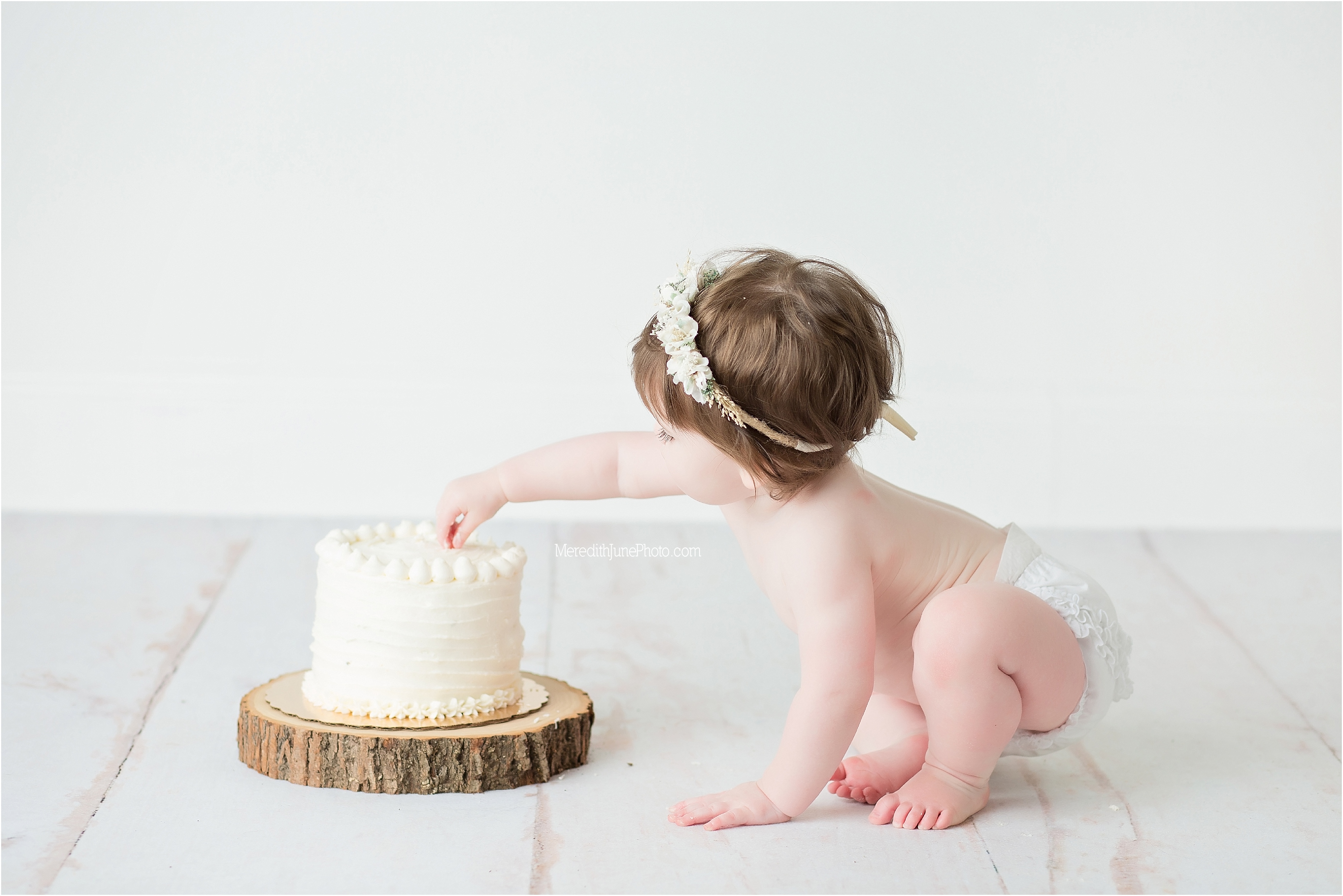 cake smash photos | one year baby portraits