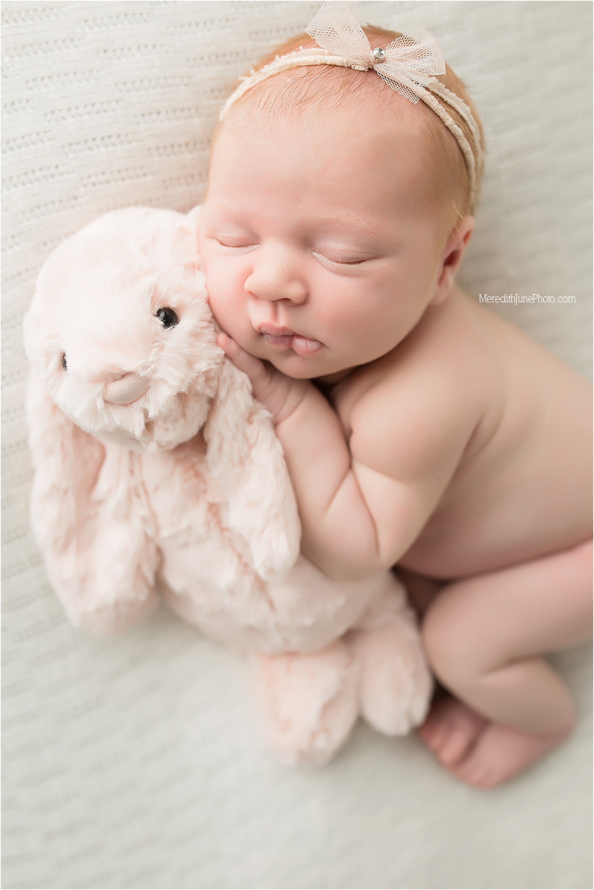 baby girl pose ideas | newborn photos