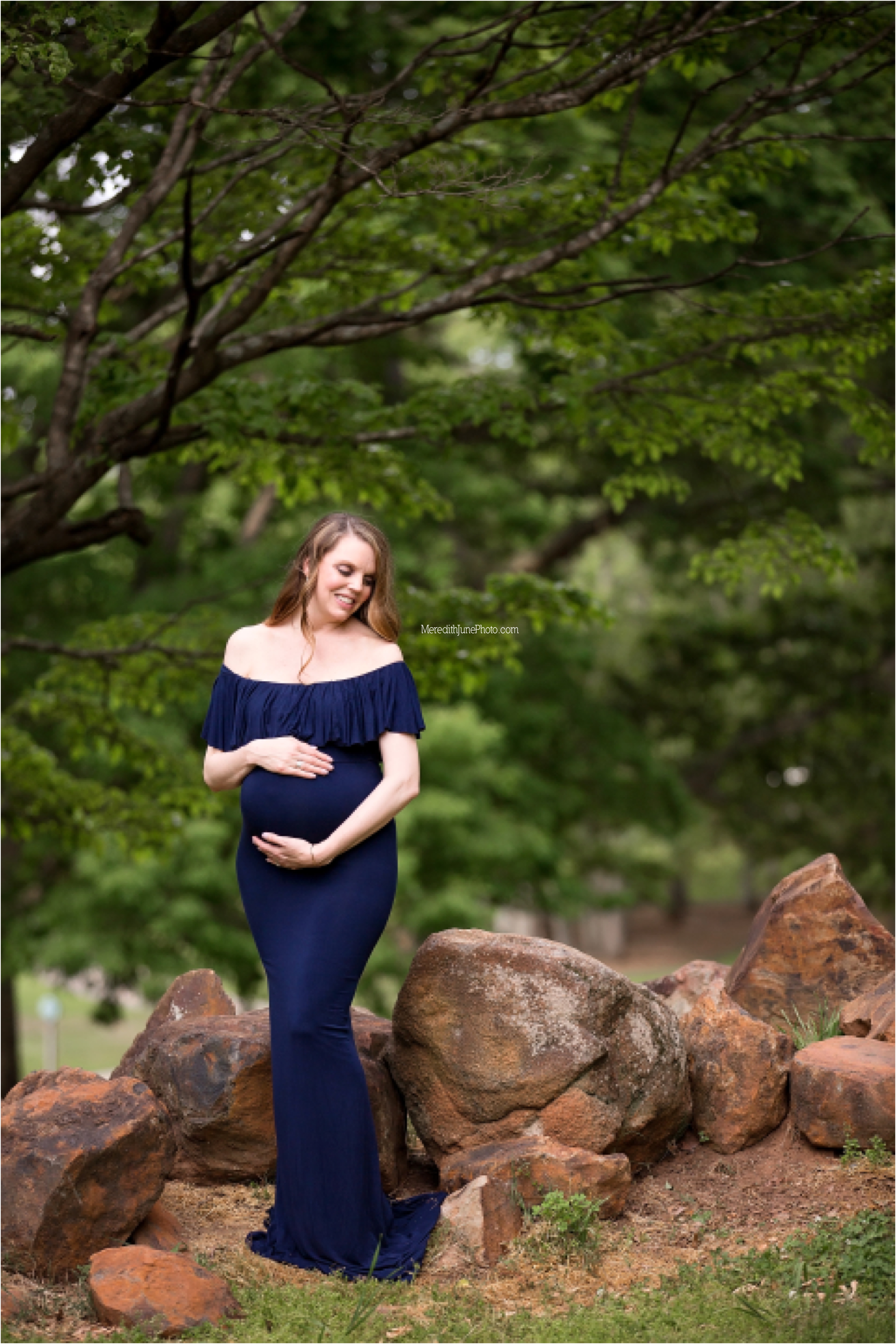 Outdoor maternity session at Anne Springs Greenway in South Carolina