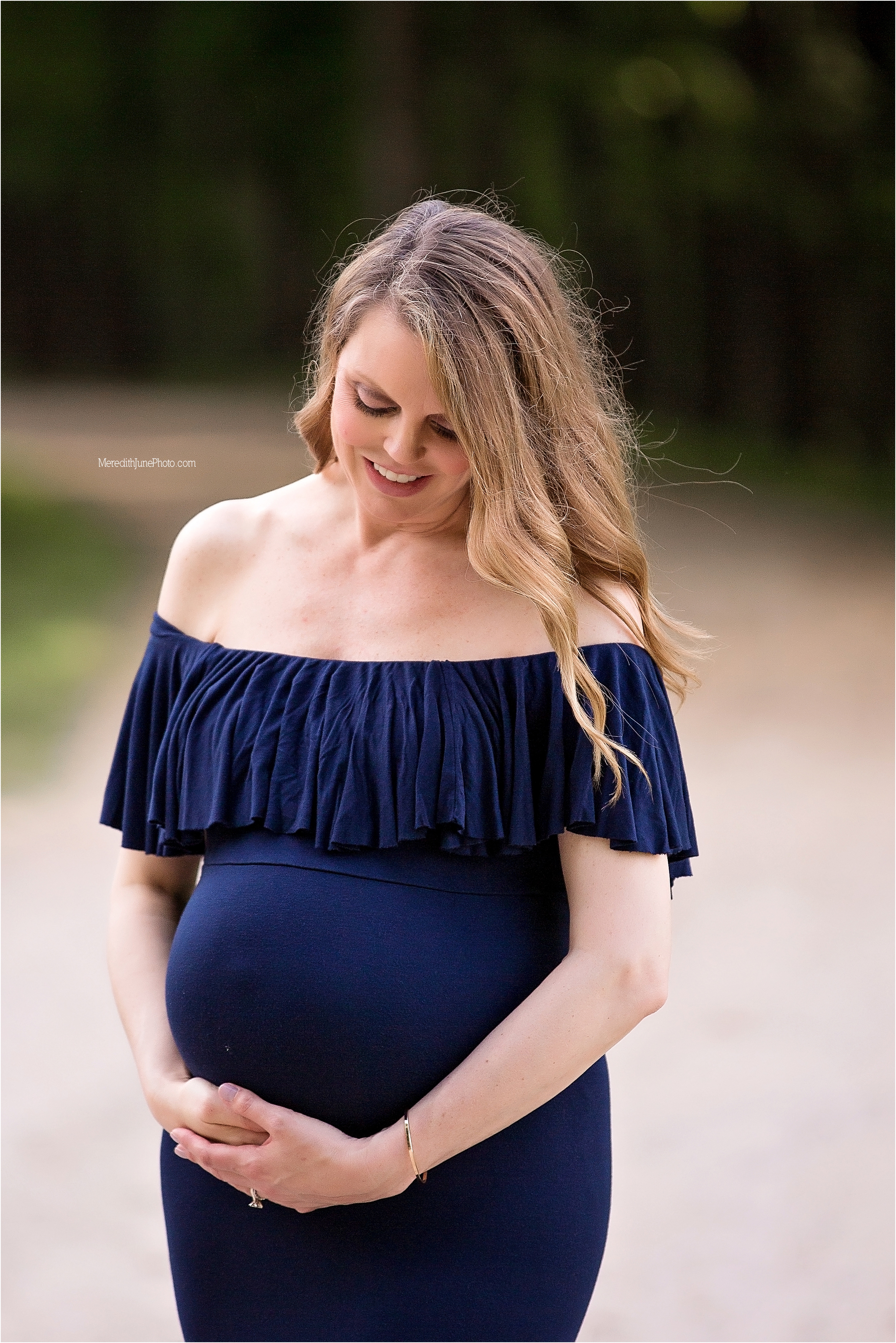 Keovilay maternity photo session in South Carolina 