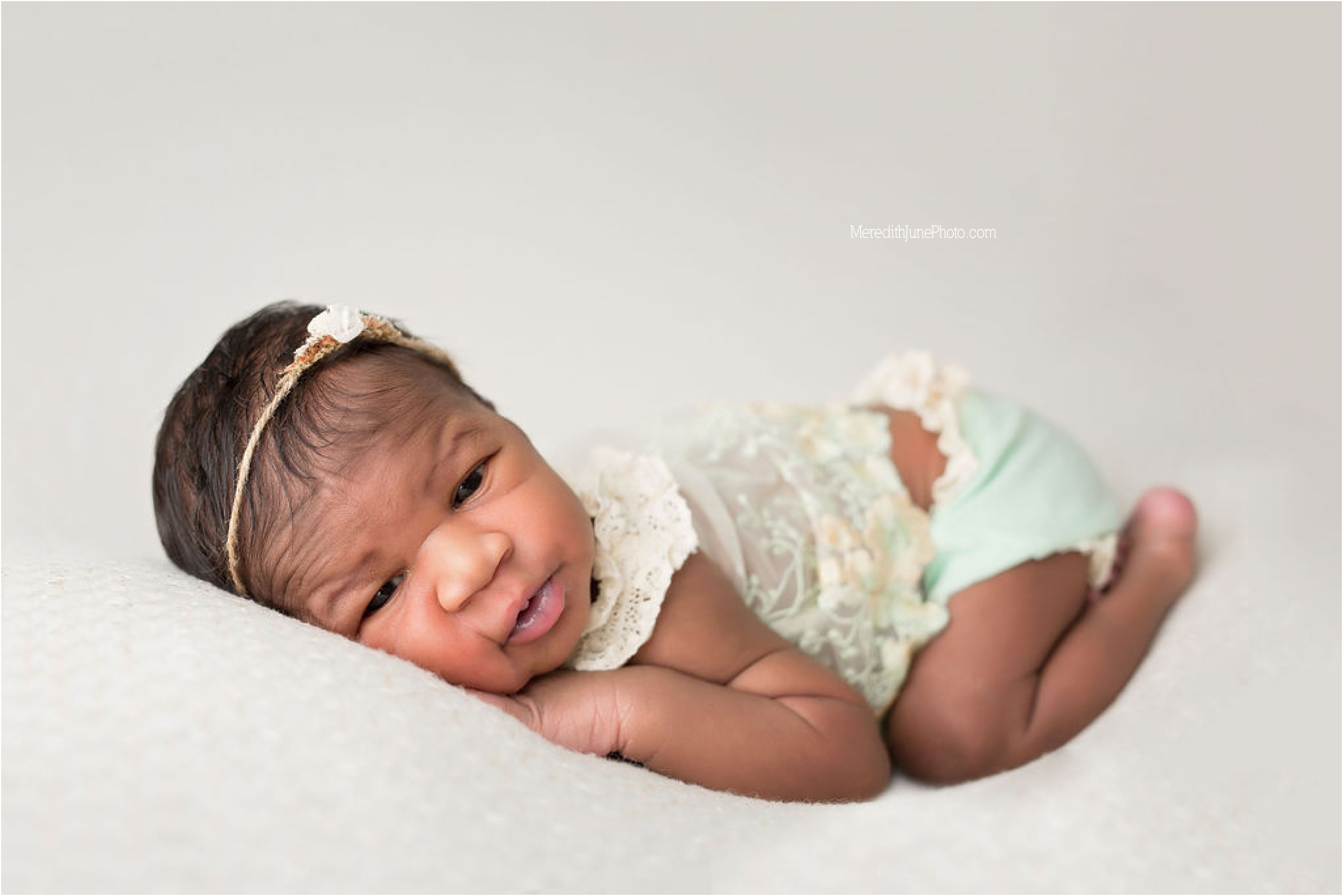 Beautiful baby girl newborn session 