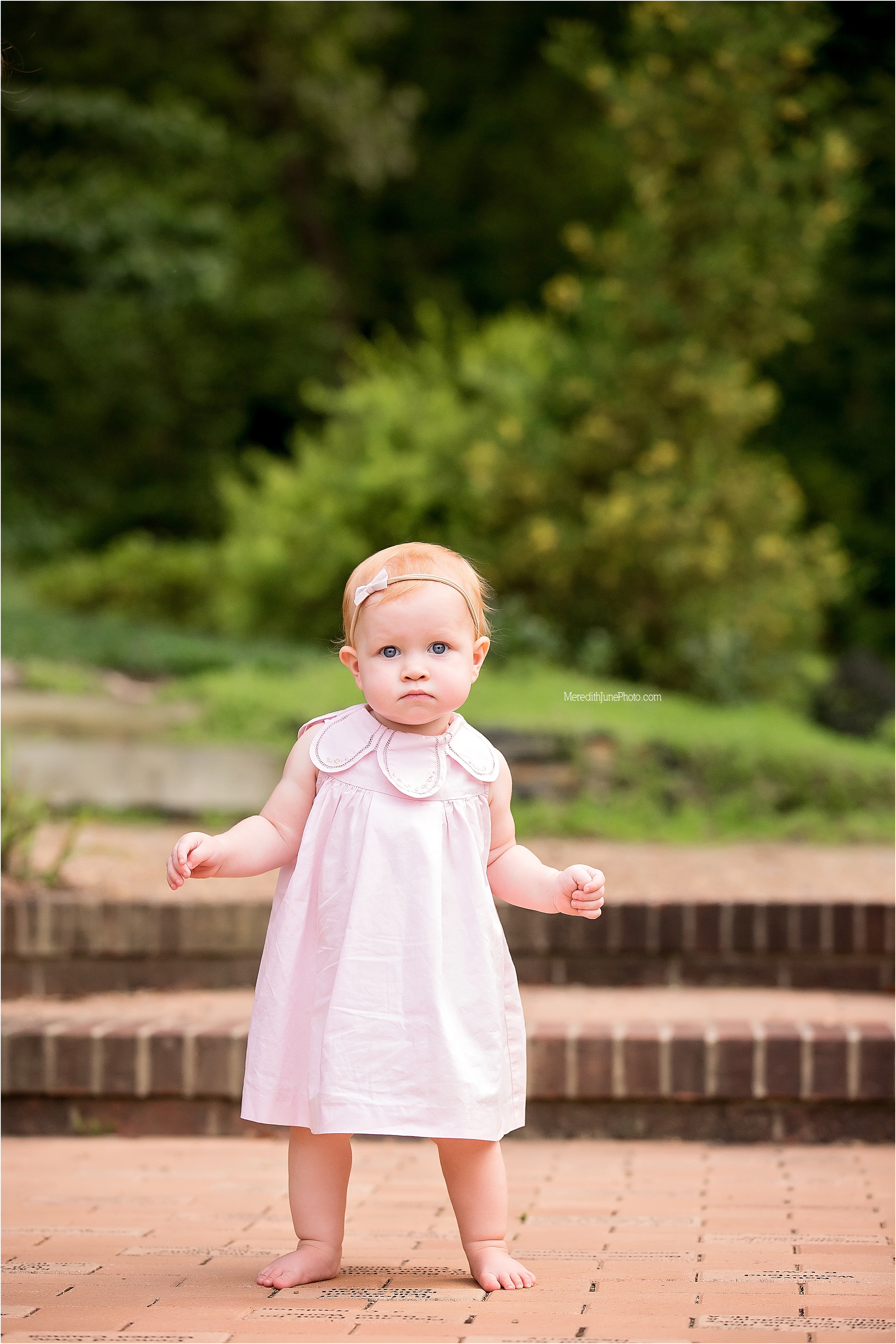 First birthday photo session for baby girl