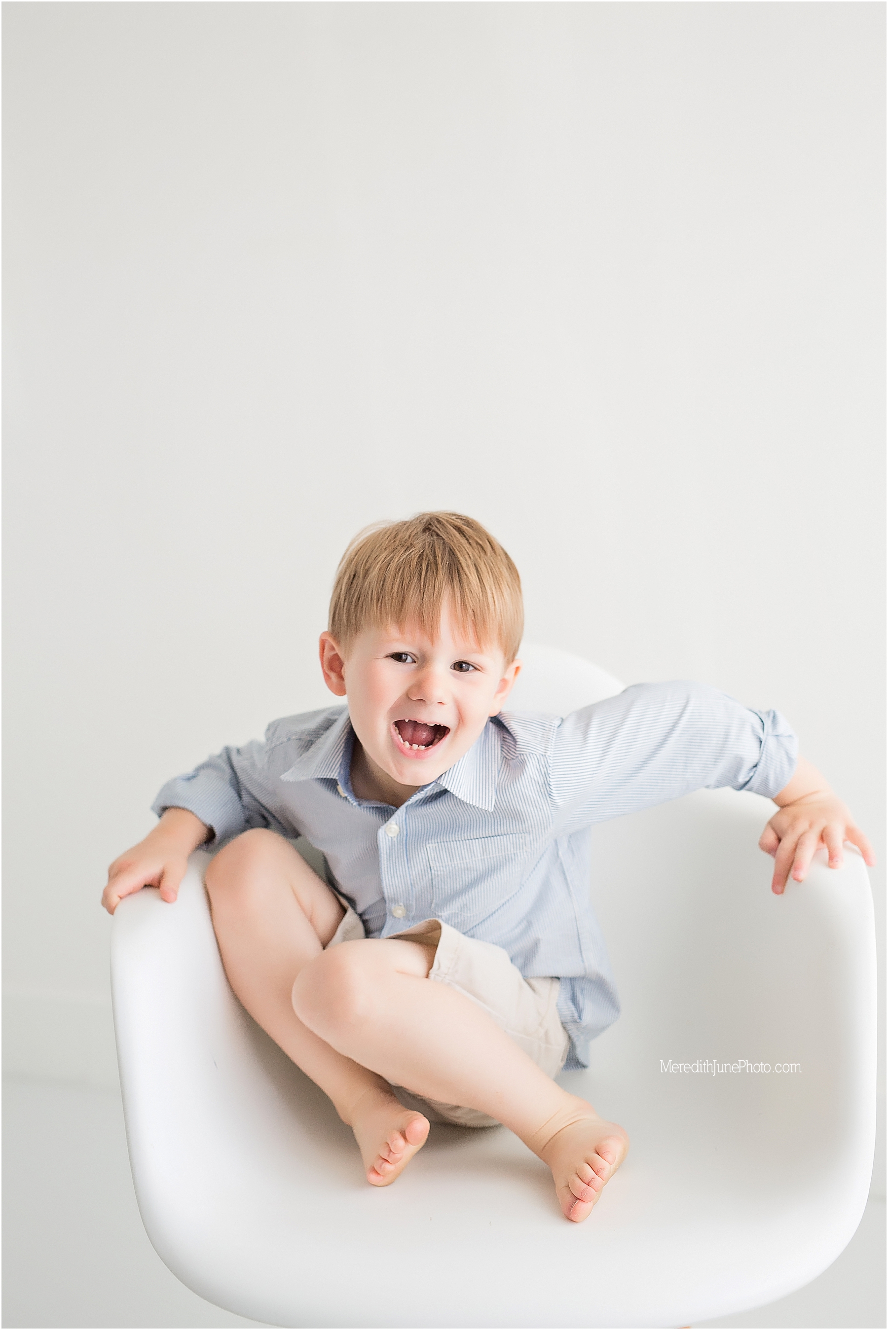 Raleigh's big brother at Meredith June Photography