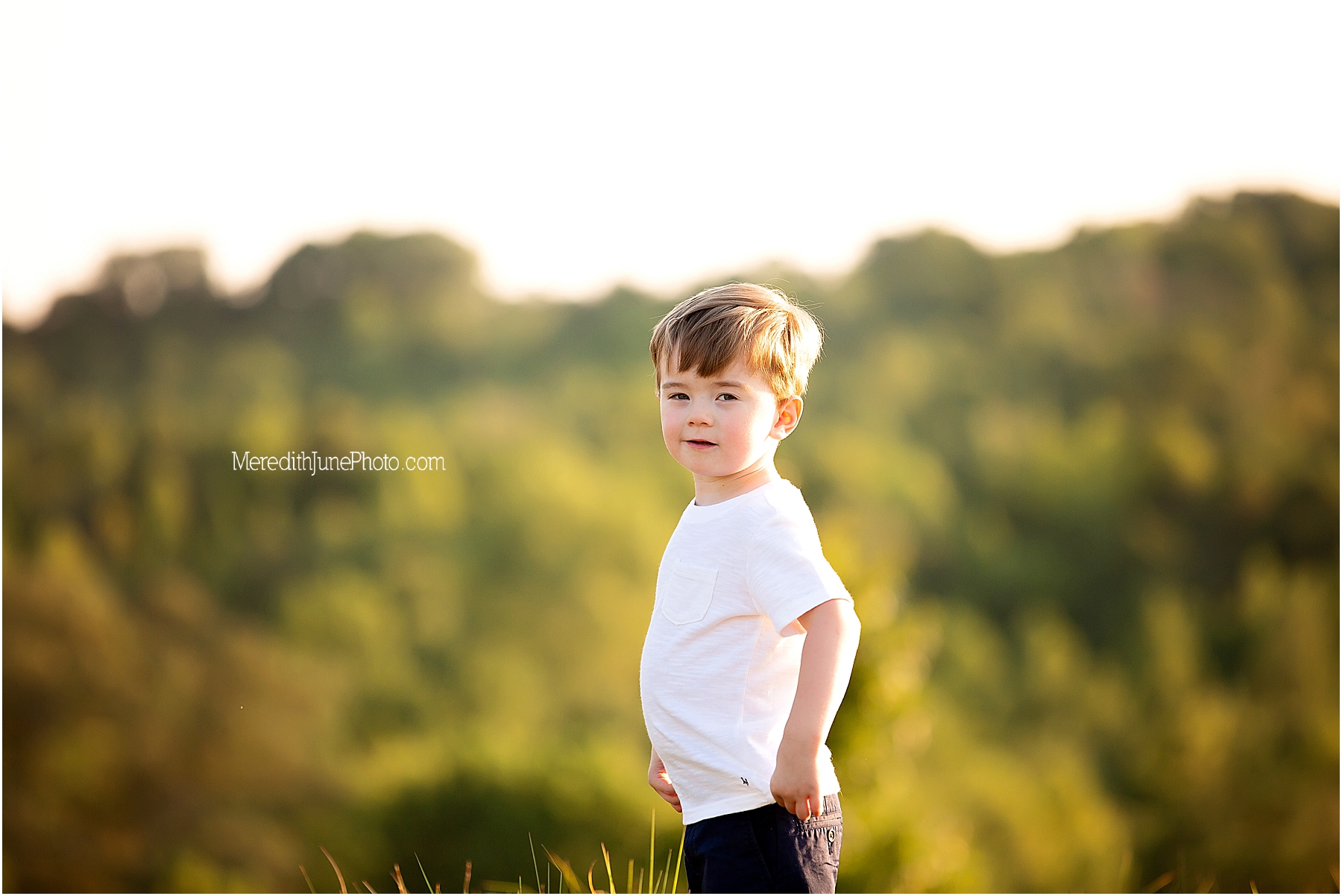 beautiful outdoor family shoot in Charlotte NC