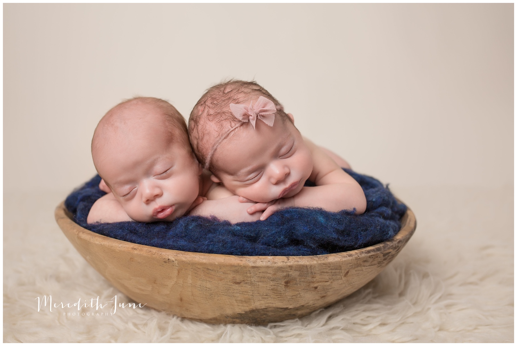 newborn twins posing ideas