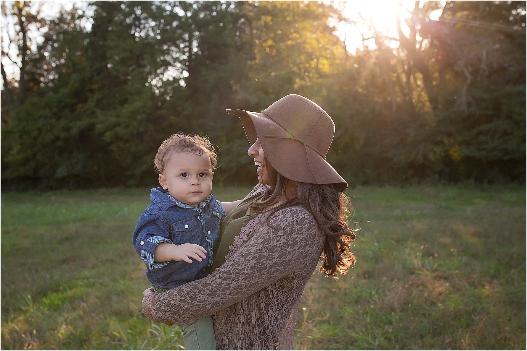outdoor fall family pictures