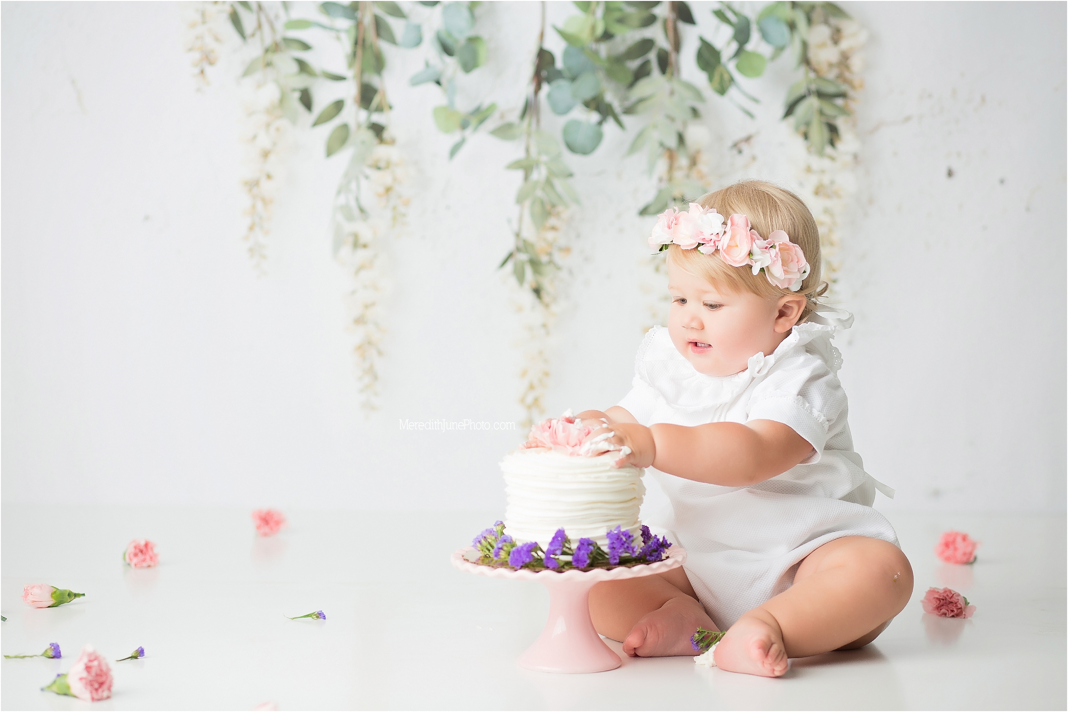 baby girl cake smash photos 