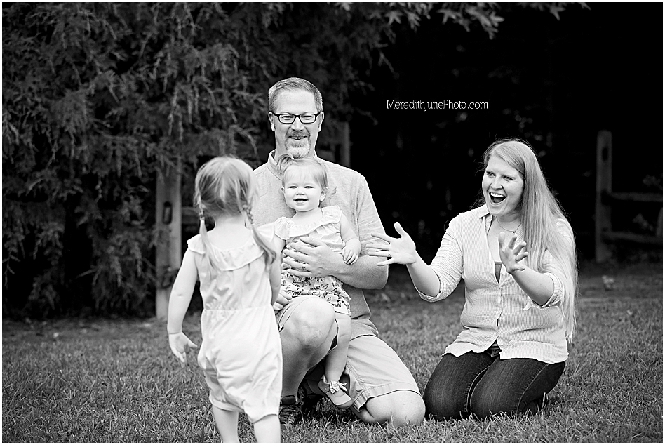 Biggerstaff outdoor family photo session at park with MJP
