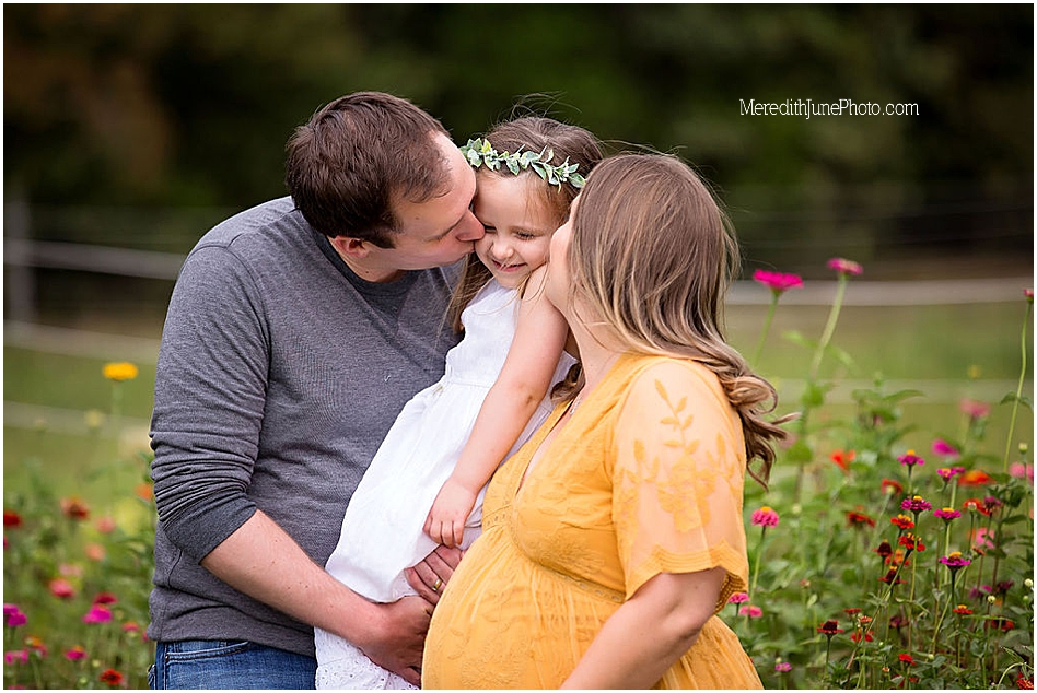 Family photos during summer time maternity shoot 