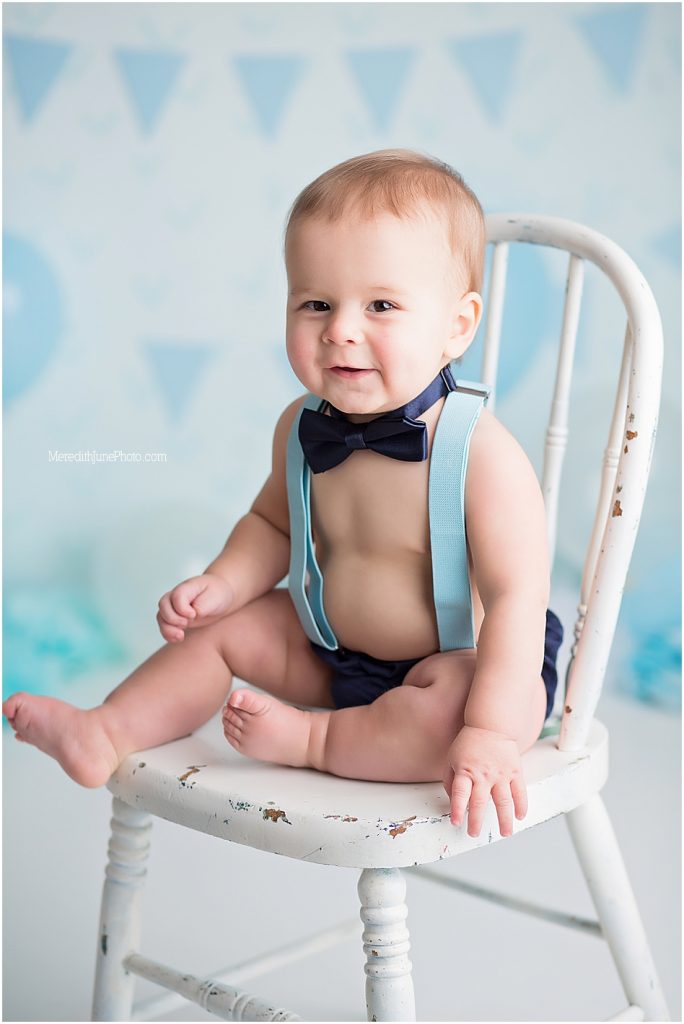 First birthday photo ideas for baby boy by MJP