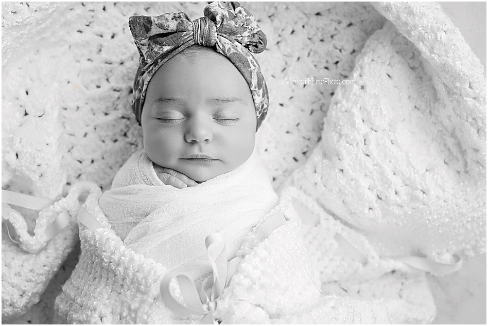 Newborn mini session for baby girl by MJP