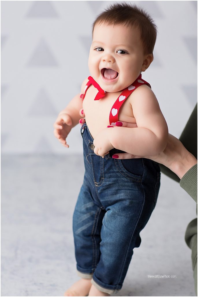 6 month photo session for baby boy Ronan in Charlotte area