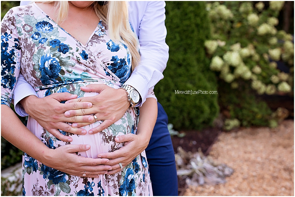 maternity couple photos in garden by MJP in charlotte nc 
