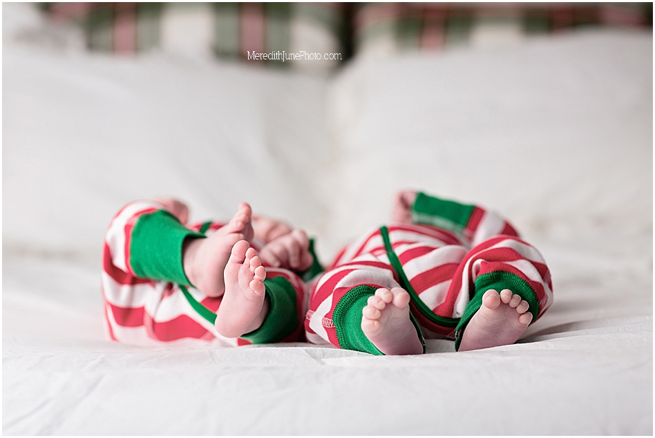 Christmas themed pictures of newborns by MJP