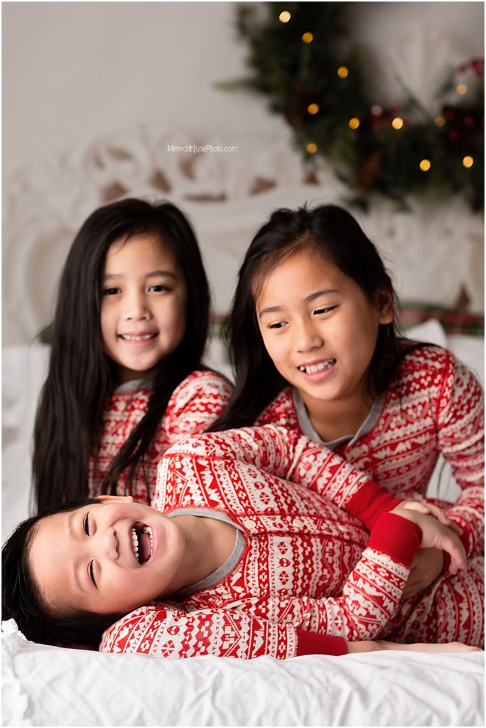 Sibling Christmas photo ideas by MJP