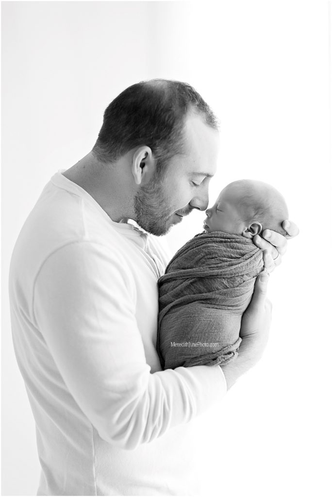 newborn with dad picture ideas by MJP