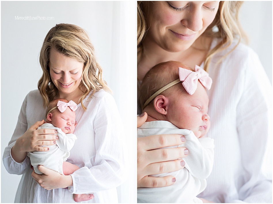 newborn baby with mom photo ideas 