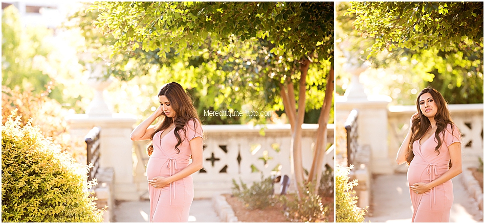 Outdoor maternity photo session my Meredith June Photography in Uptown Charlotte