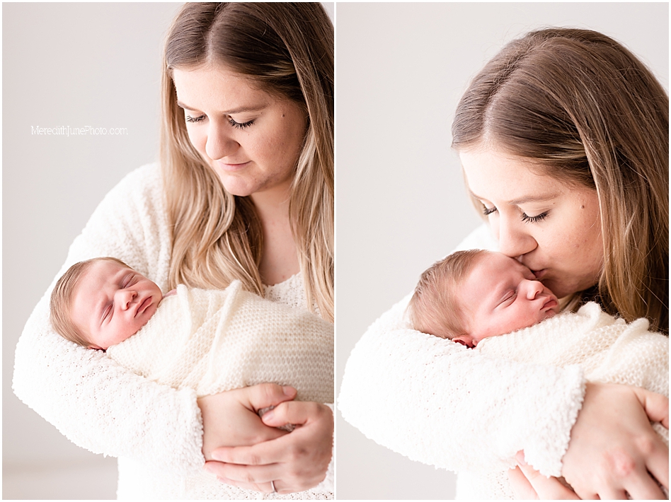 bright and airy mom and newborn photos 