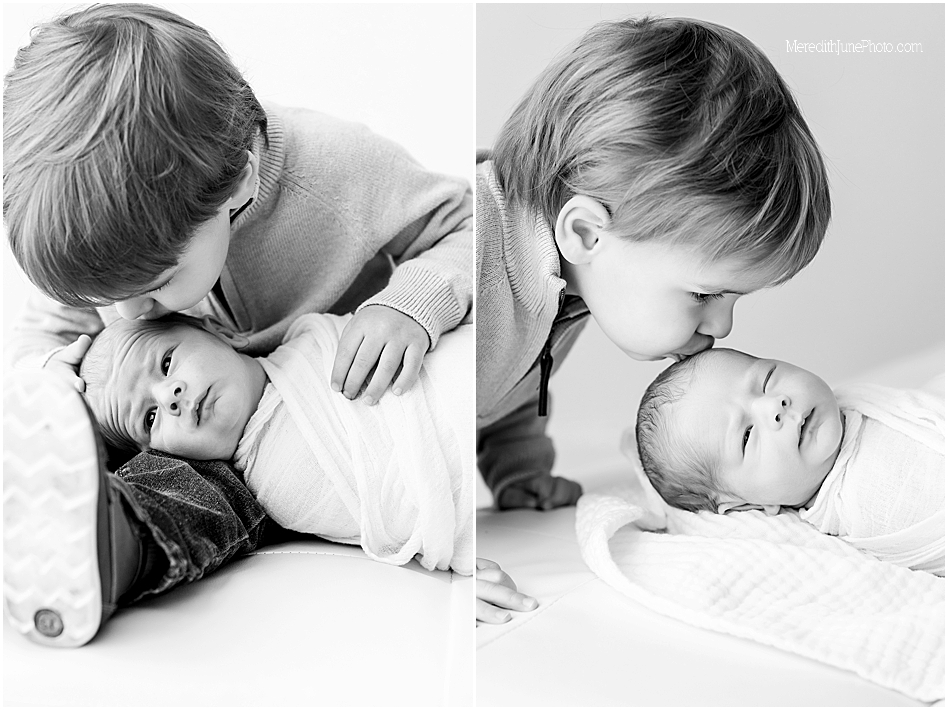 sibling photo ideas for newborn 