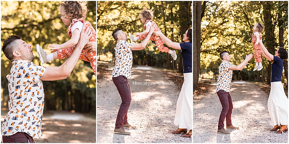 outdoor fall family pictures in charlotte nc by mjp