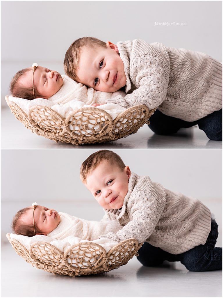 sibling photo ideas by meredith june photography in charlotte nc